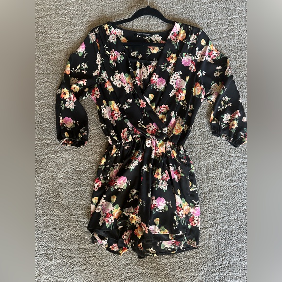Foreign Exchange Pants - Floral Romper